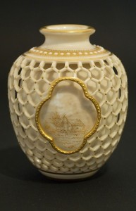 gRoyalWorcesterVase047b2  - Web.jpg